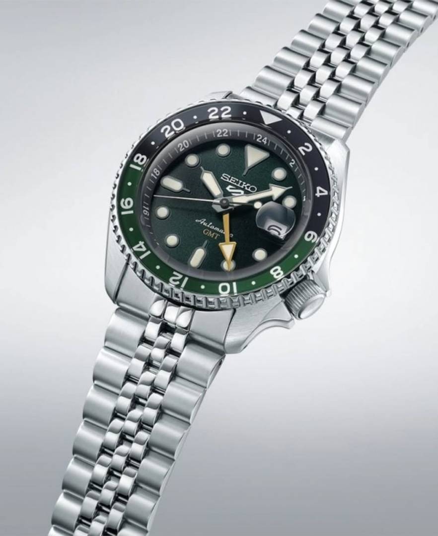 5 Sprots GMT Automatic