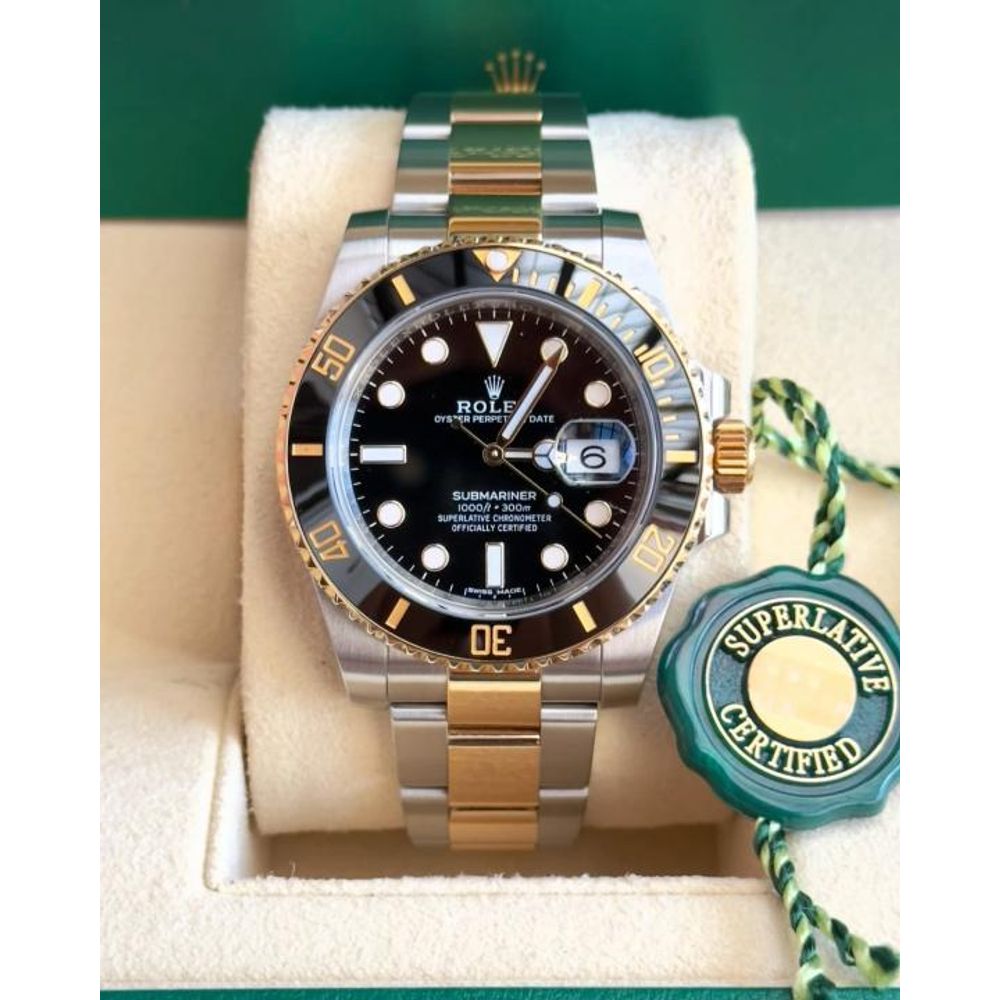 Rolee_x Oyster Perpetual Submarine 2Ton-Gold-Black