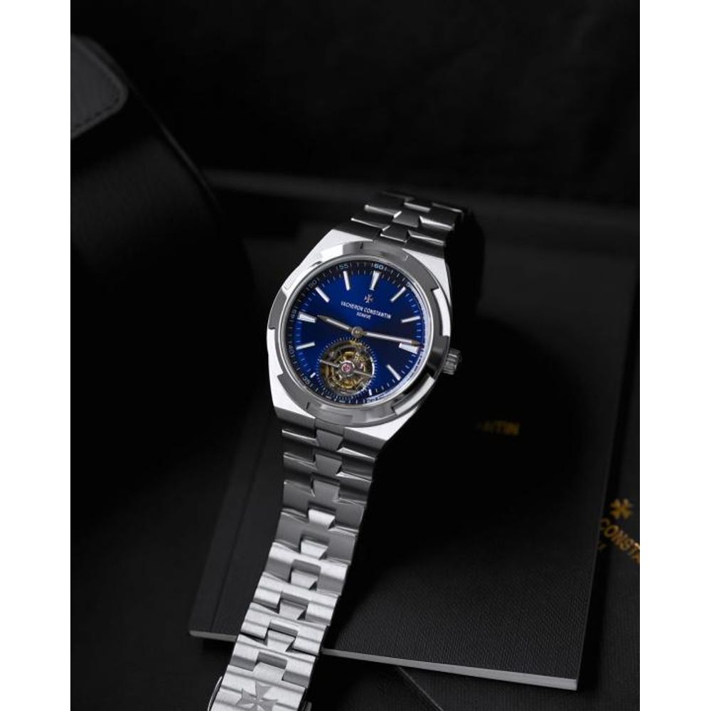 Vachero_on Constantin Overseas Tourbillon silver blue