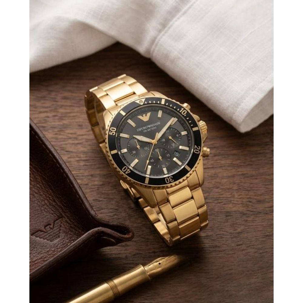 Emporio Arrwa%! 100Meter Chronograph Gold-Black