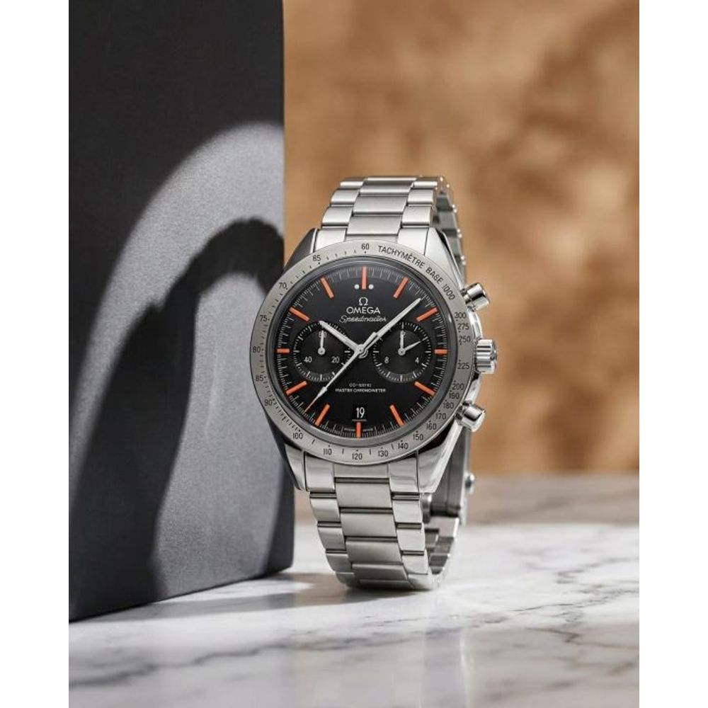 Omegg_a Speedmaster CO AXIAL MASTER CHRONOMETER