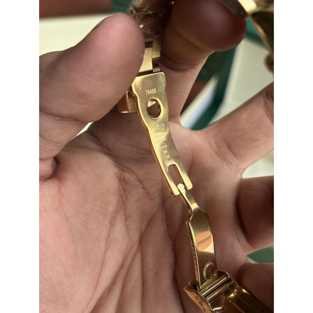 Rolee_x Oyster Perpetual Cosmograph