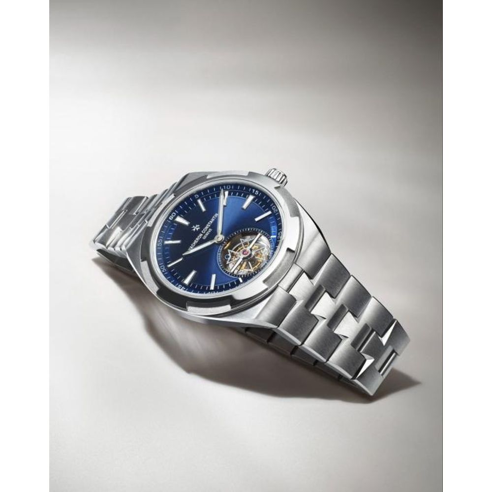Vachero_on Constantin Overseas Tourbillon silver blue