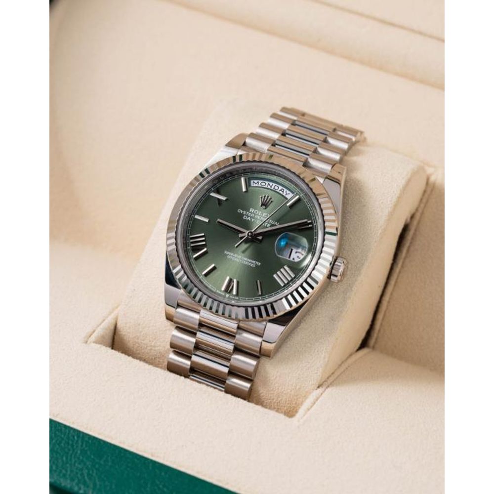 Rolee_x Oyster Perpetual Day Date 40 Battery Silver-Green
