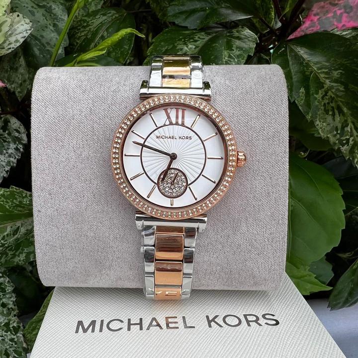 Michael Kor_s Abbey