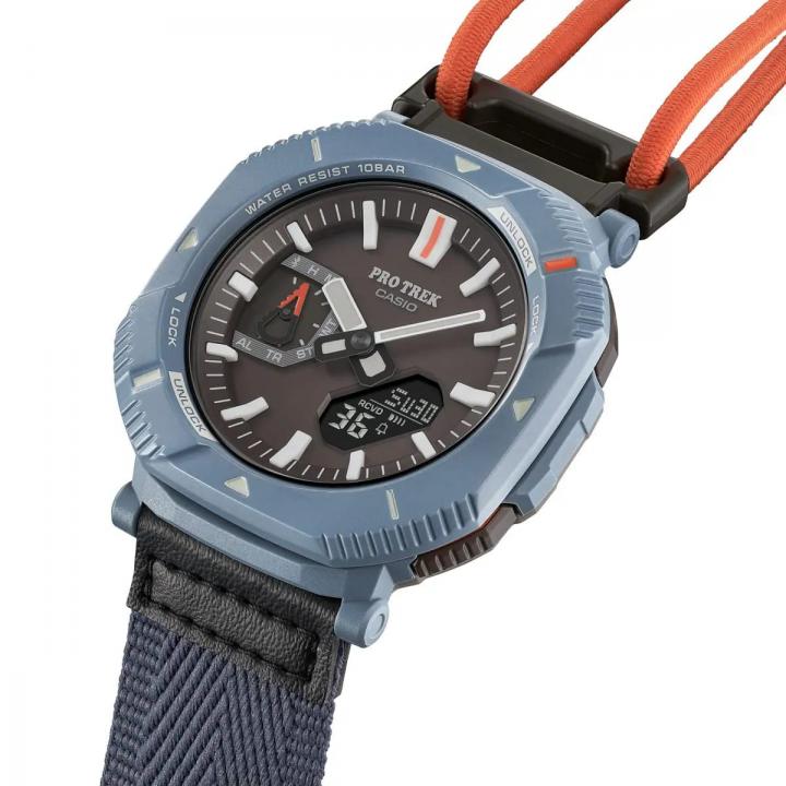Casio Pro Trek PRJ-B001B-2 full blue