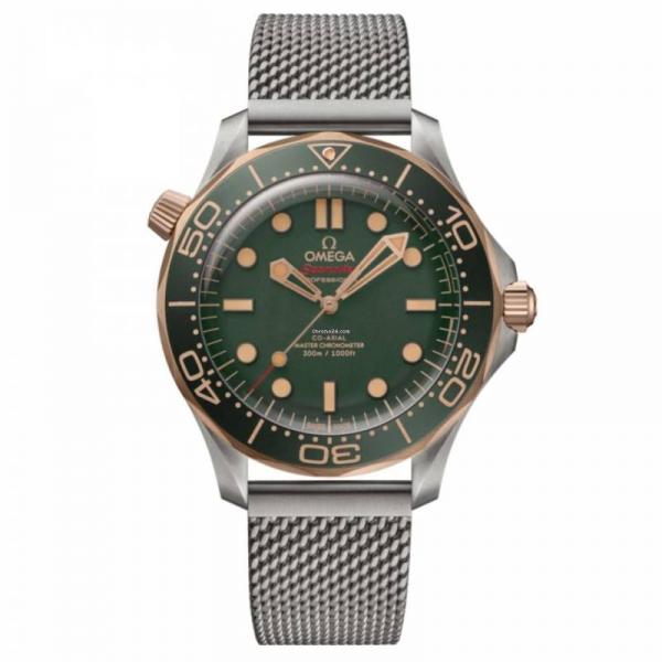 Omegha seamaster diver 300M automatic silver green