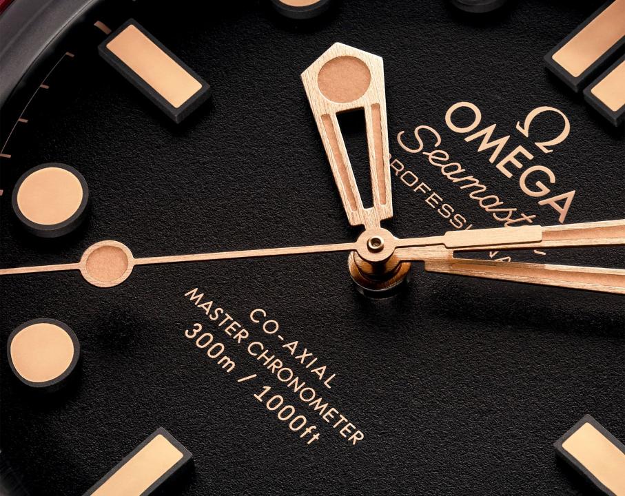 Omegg_a Seamaster Diver 300M Automatic copper