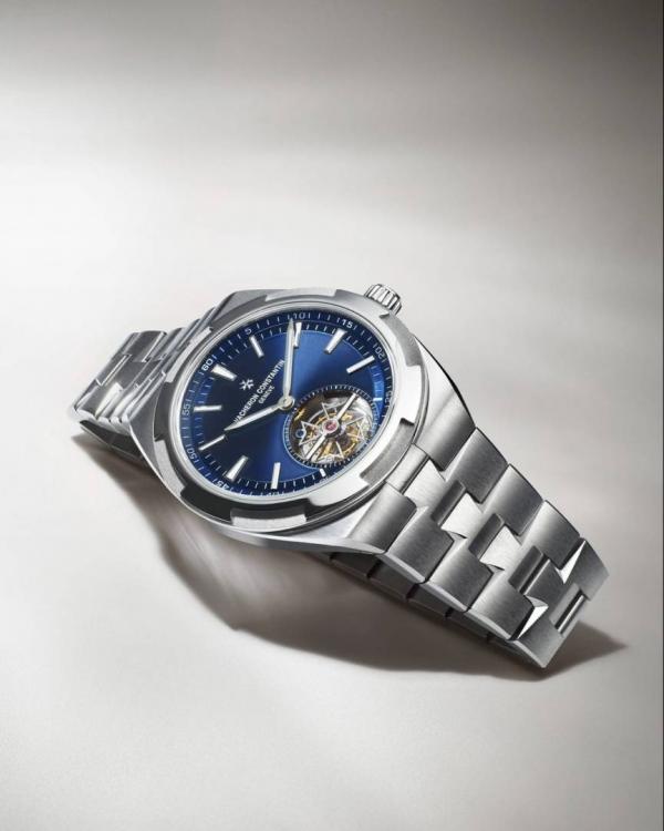 Vachero_on Constantin Overseas Tourbillon silver blue