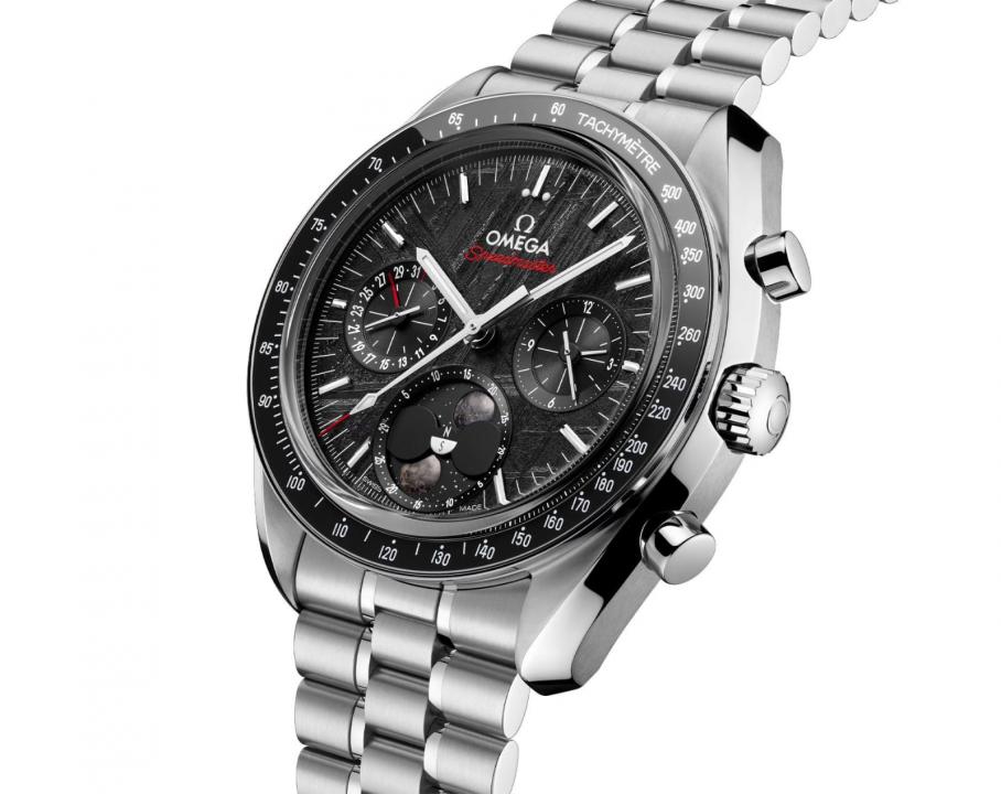 Omegha Speedmaster  Moonphase Meteorite siler black design