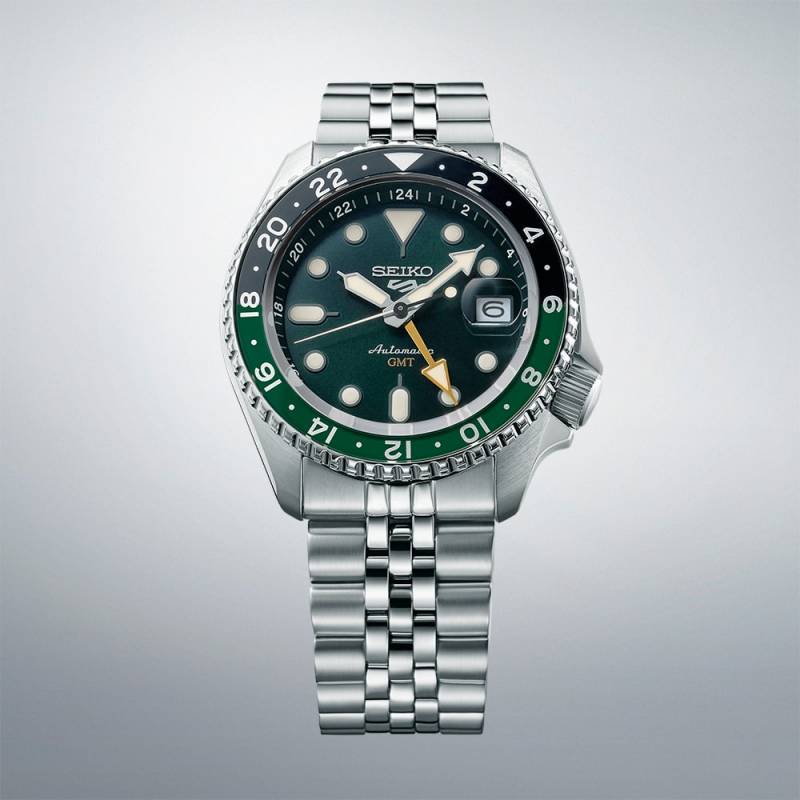 5 Sprots GMT Automatic